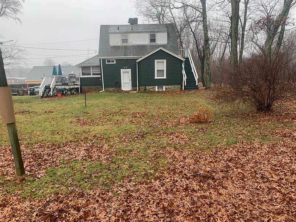 2nd image of 52 Dunbar St