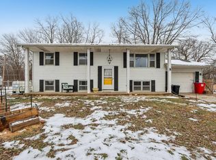 8091 Deer Dr, Hennepin, IL 61327