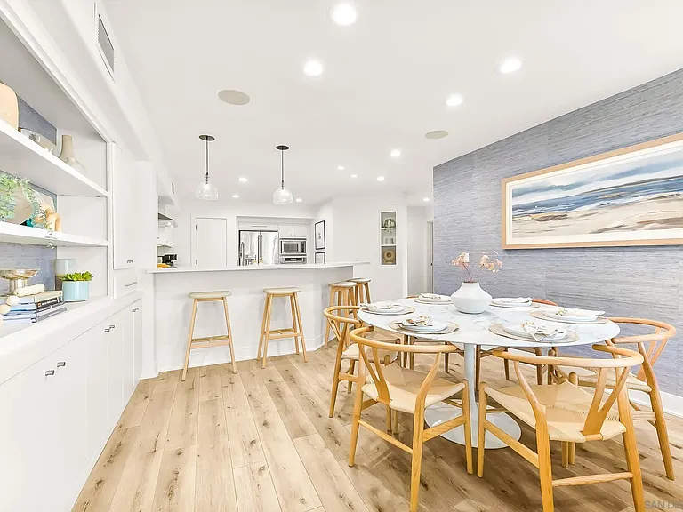 229 Bonair St — Photo 17