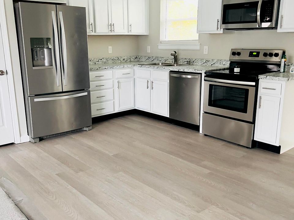 1st image of 384 Glenview Rd