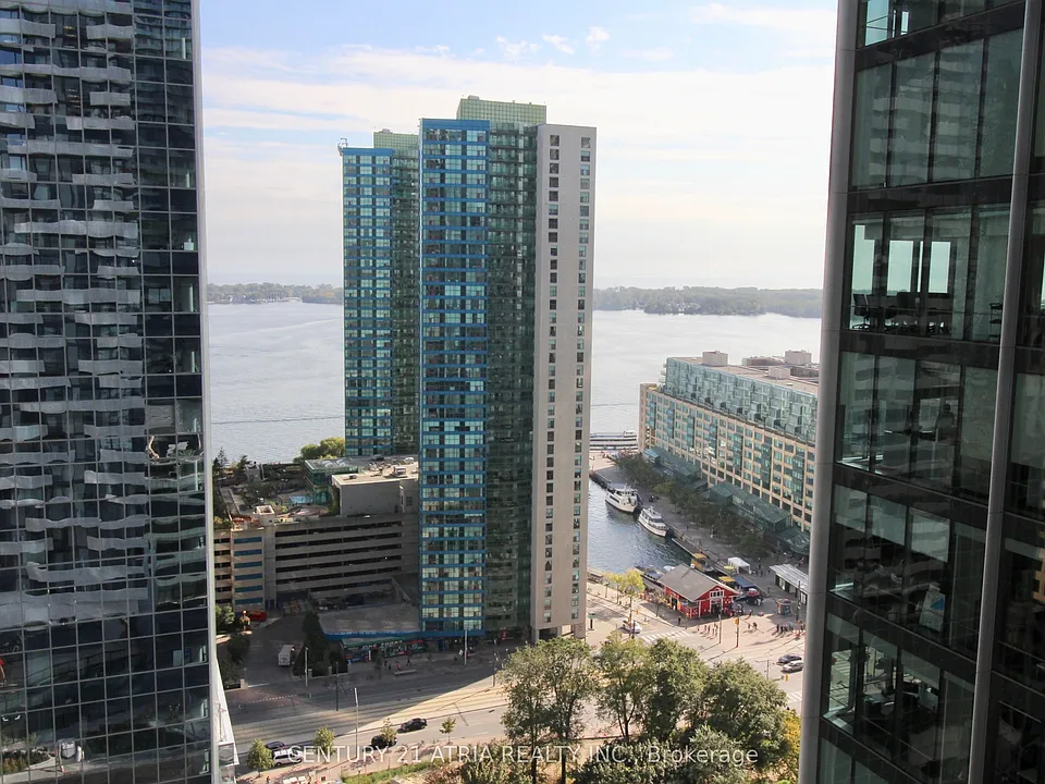100 Harbour St #2510