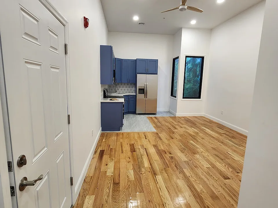 189 Main St #3B