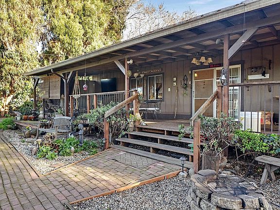 2nd image of 1177 Thiel Rd