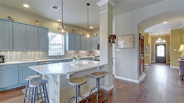 1st image of 4400 Spanish Gold Ln