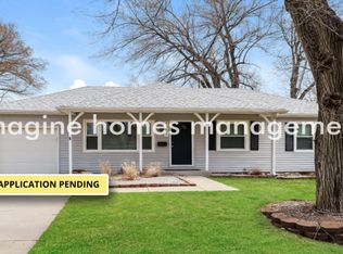 9001 Switzer St, Overland Park, KS 66214