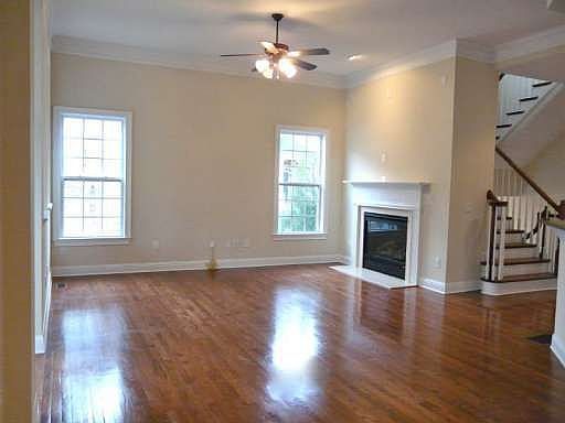 2nd image of 1650 Woodwalk Strm #11