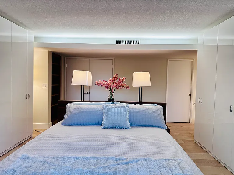 8166 E Del Cadena Dr — Photo 35