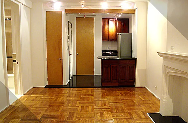 Rented by WAM Partners - William Moses Co. | media 41