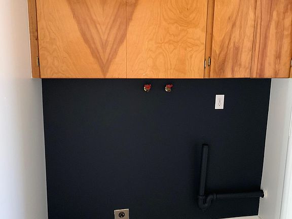 4th image of 962 E Princeton Ave