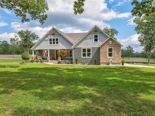 495 Buzzard Rock Rd, Farmington, MO 63640