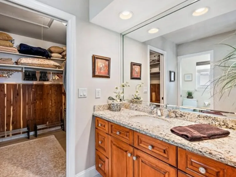 1090 Fairview Ln — Photo 31