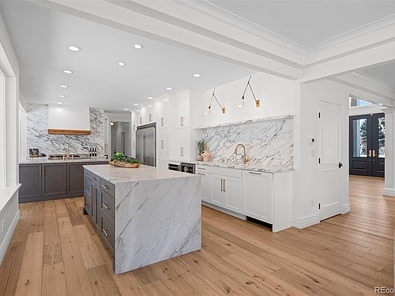 5th image of 10 Sterling Avenue