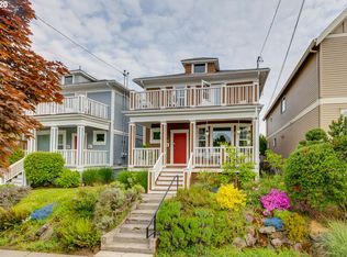 107 NE Fargo St, Portland, OR 97212