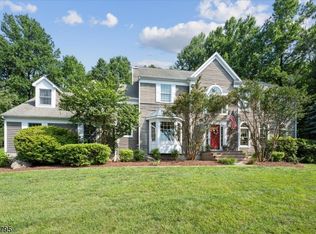 7 Laurel Ln, Bernardsville, NJ 07924