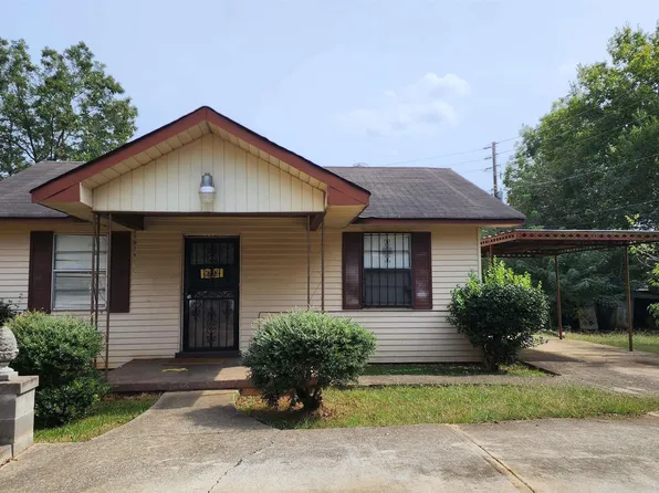 1393 Creel Ct, Birmingham, AL 35228