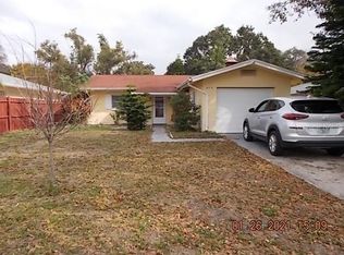275 Overbrook Blvd, Largo, FL 33770
