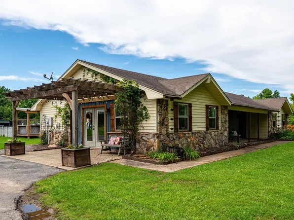 12 Wilcox Acres, Greenbrier, AR 72058