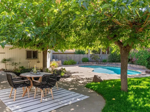 1515 Grove Way, Concord, CA 94519