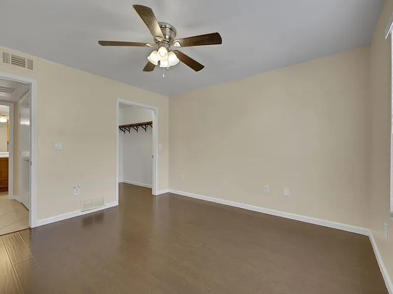 555 E Silverado Ranch Blvd #1174 — Photo 13