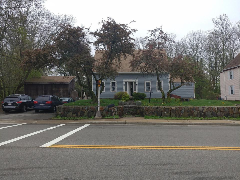 1st image of 1495 Turnpike St