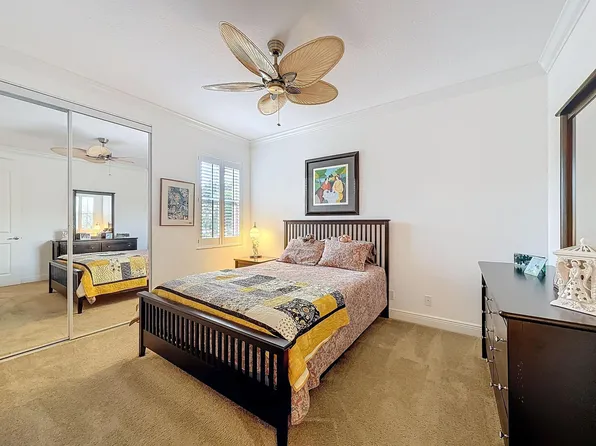 2032 Foxtail View Court, West Palm Beach, FL 33411