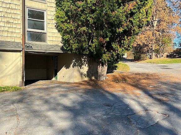 2nd image of 4915 W Genesee St APT C5