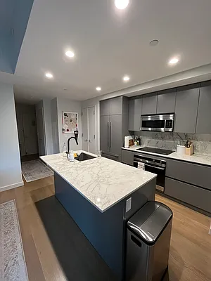 Rented by Bond New York | media 55