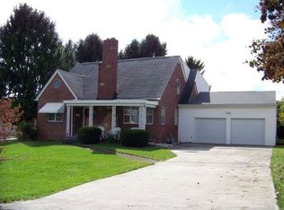 137 Magnolia Ave, Princeton, WV 24740