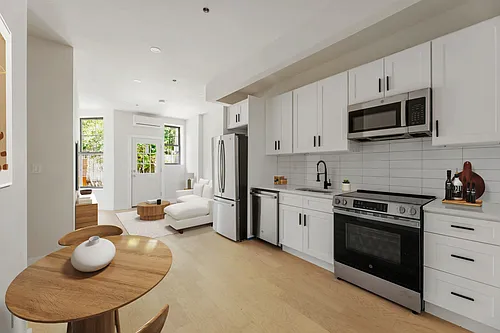 2111 Regent Pl #1R Photo 1
