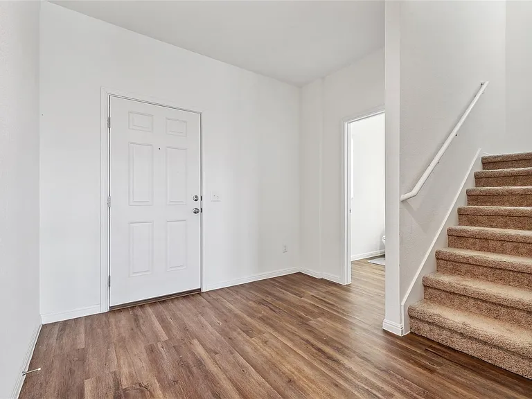 14105 Jeannette Rankin Rd — Photo 8