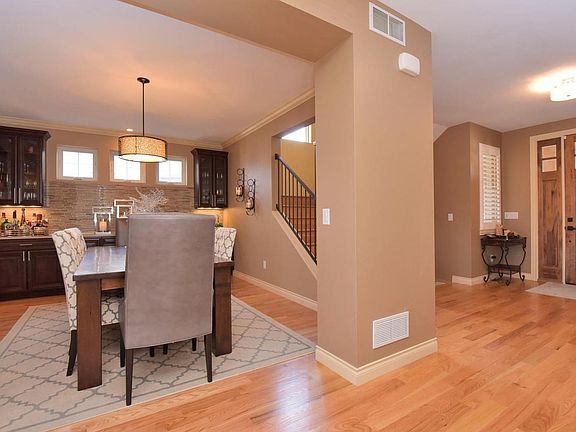 4th image of 1559 S Josephine St