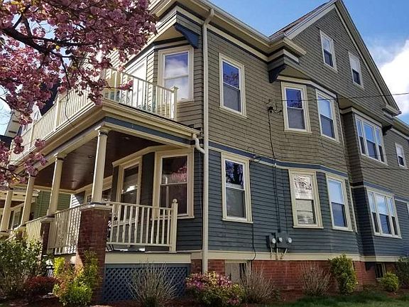 2nd image of 248 Cypress St Floor 2