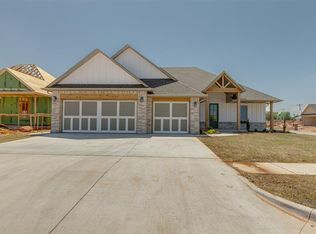 10512 SW 50th St, Mustang, OK 73064
