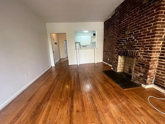2nd image of 244 E 26th St APT 4