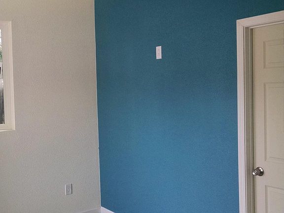 4th image of 3435 Alonquin Way