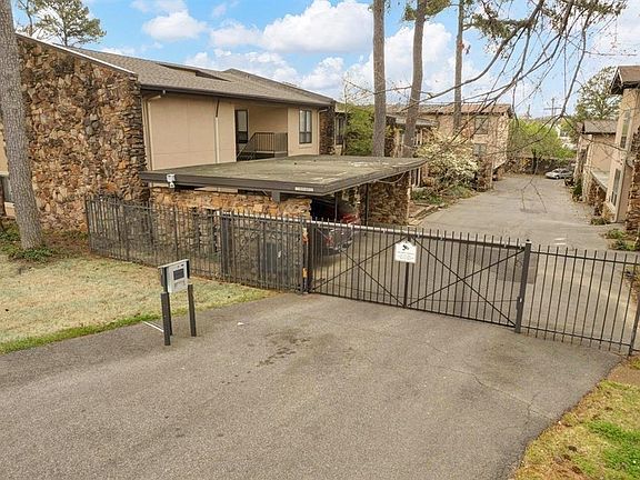 2nd image of 433 S Perkins Rd Unit 433