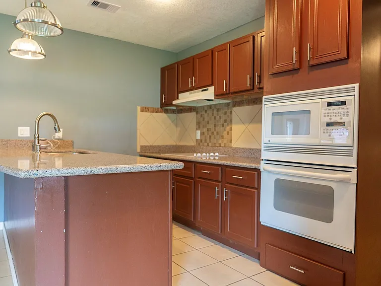 12803 Segrest Dr — Photo 9