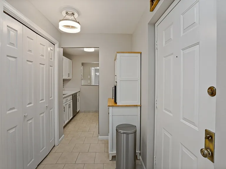 20 Central St #306 — Photo 10