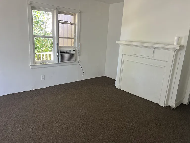 3828 Lyons St #2 — Photo 5