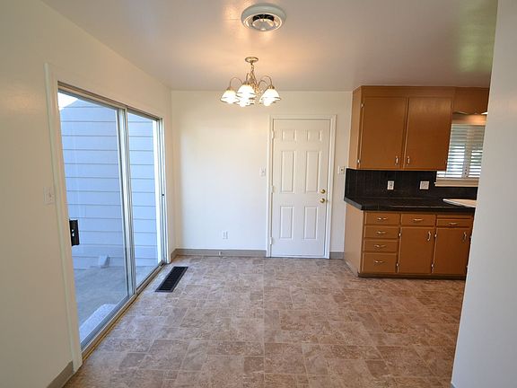 5th image of 7249 Chandler Dr