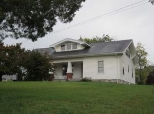 1928 W Beaver Creek Dr, Powell, TN 37849