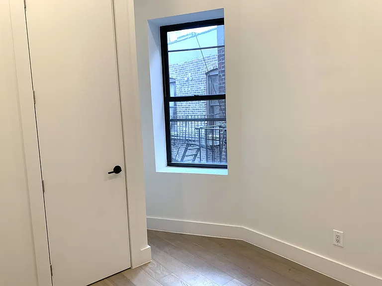 203 W 80th St #5F — Photo 9