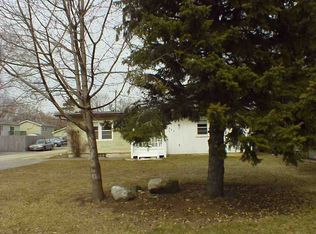 9920 E Mawman Ave, Beach Park, IL 60087