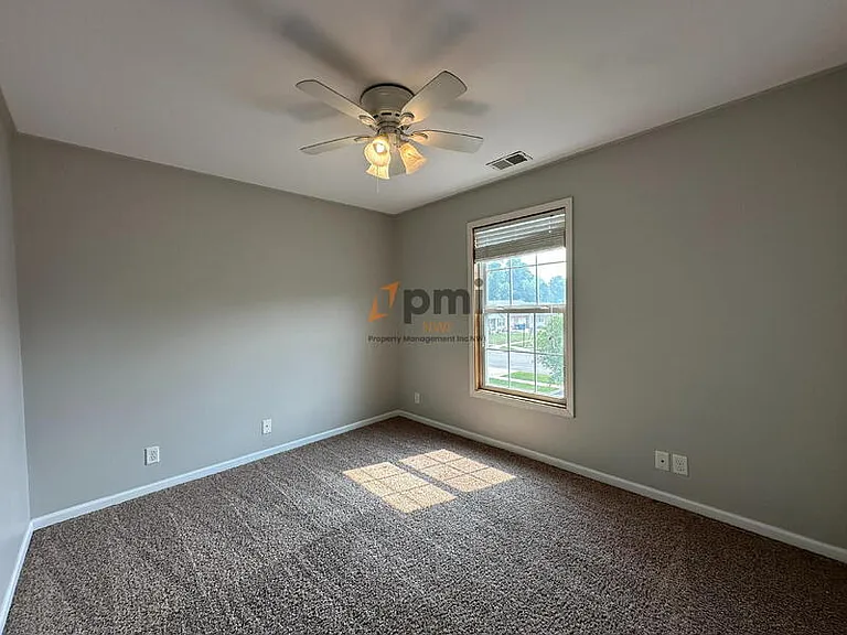 678 Dearborn Rd #D — Photo 10