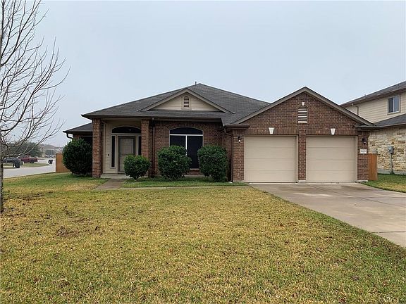 2nd image of 1123 Sugar Brook Dr