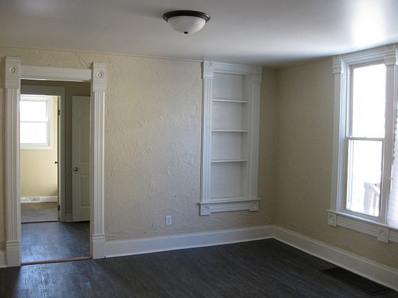 5th image of 1433 Charles St