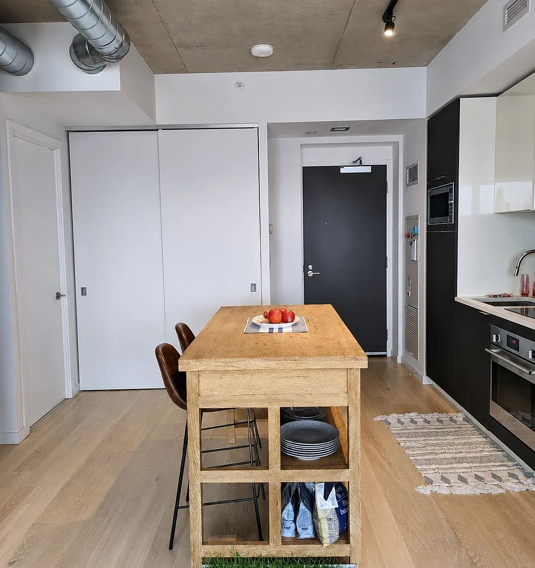 2 bed, $2,950 — Photo 2