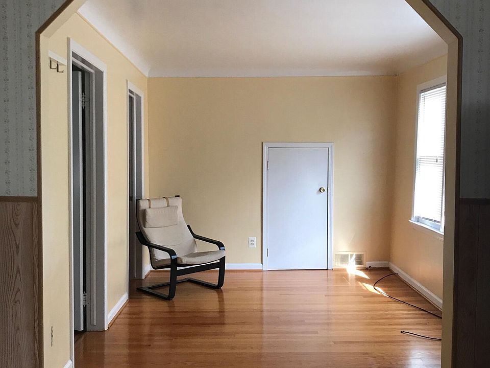 1st image of 1926 Evaline St Unit 2