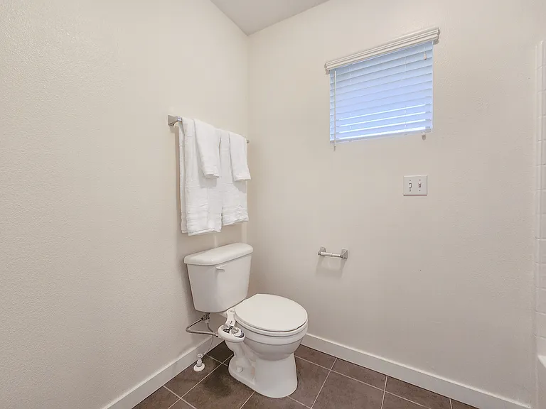 12838 NW Clement Ln — Photo 22