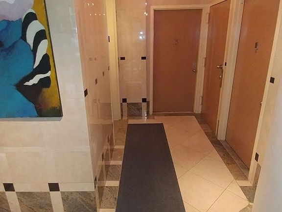 4th image of 6739 Clyde St APT 4